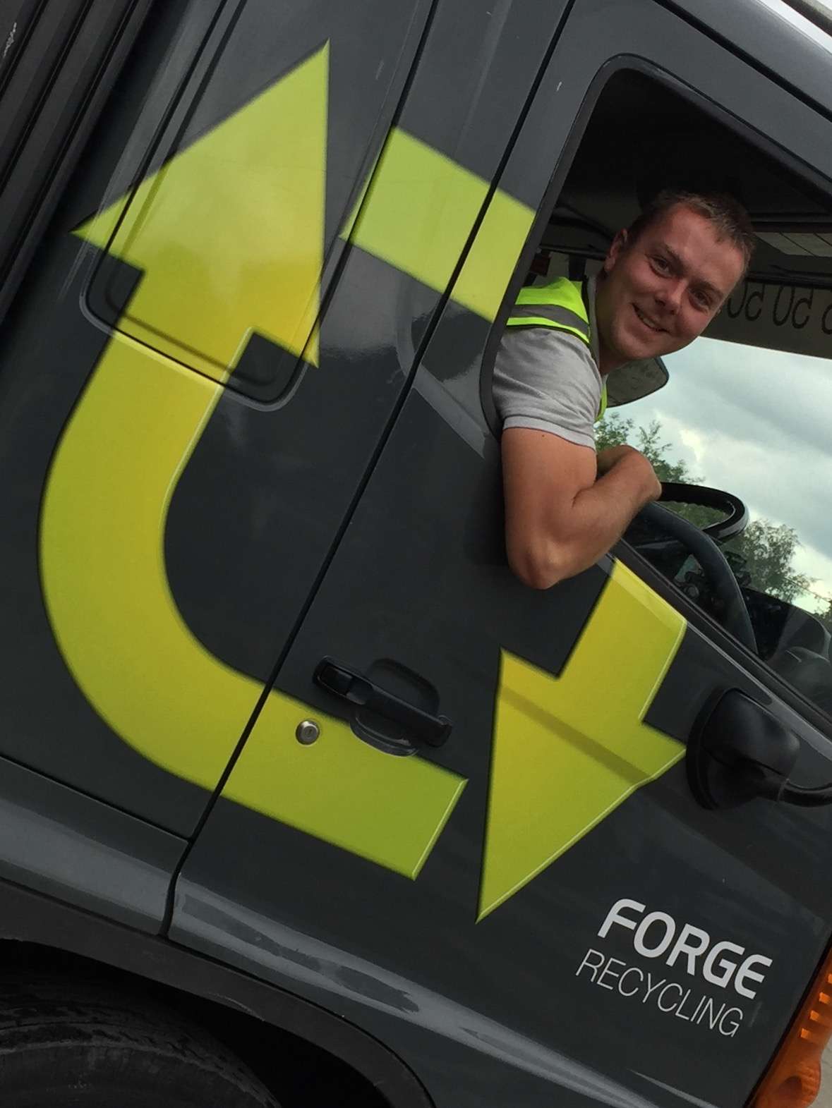 Forge-Skip-Truck-Driver Forge-Skip-Truck-Driver