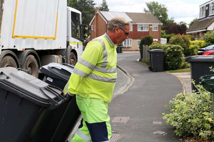 Urbaser collection worker Urbaser expands UK portfolio with six new contracts